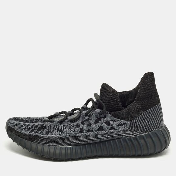 Yeezy X Adidas Boost 350 V2 Cmpct Size 42 Black Knit Fabric Lace Up Sneakers